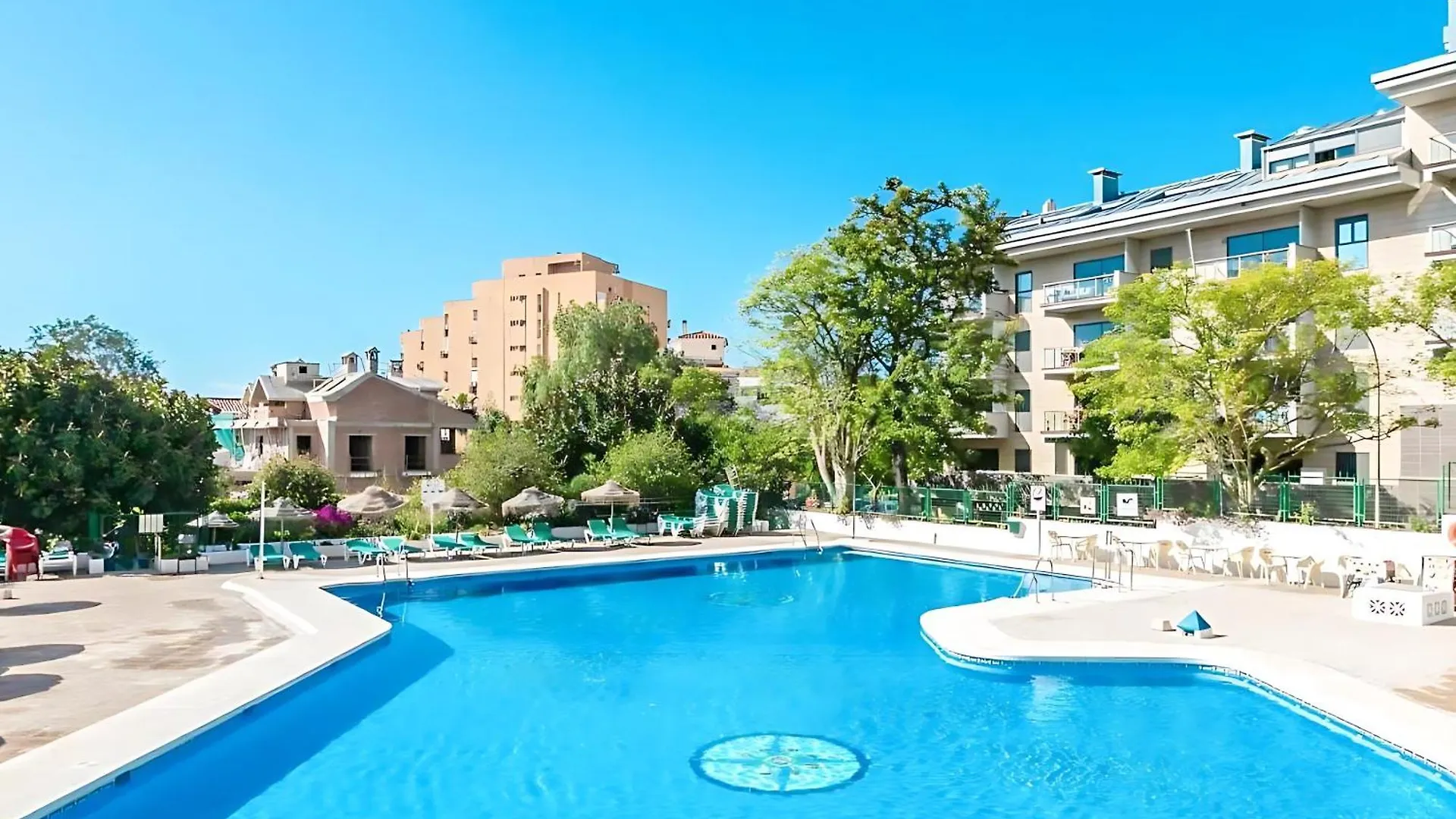 Apartament Cozy Studio With Pool Acuario Benalmádena